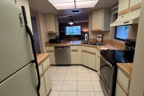 Copropriété à louer à Sarasota, Floride: 2 chambres, 98.94 m2 № 1115343 - photo 5