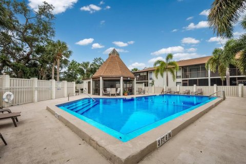 Copropriété à louer à Sarasota, Floride: 2 chambres, 98.94 m2 № 1115343 - photo 18