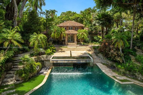 Villa ou maison à vendre à Miami, Floride: 13 chambres, 1101.36 m2 № 1966323 - photo 27