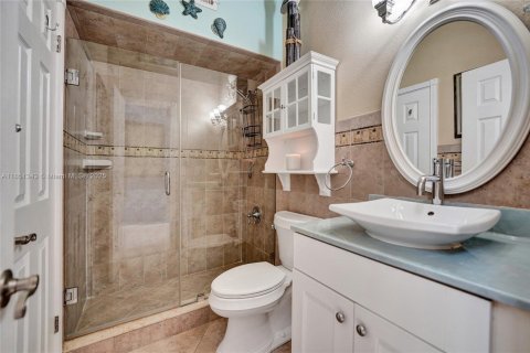 Casa en venta en Hallandale Beach, Florida, 3 dormitorios, 156.08 m2 № 1857612 - foto 22
