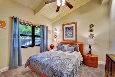 Casa en venta en Hallandale Beach, Florida, 3 dormitorios, 156.08 m2 № 1857612 - foto 18