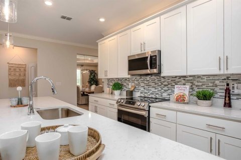 Casa en venta en North Port, Florida, 4 dormitorios, 212.37 m2 № 1914352 - foto 6