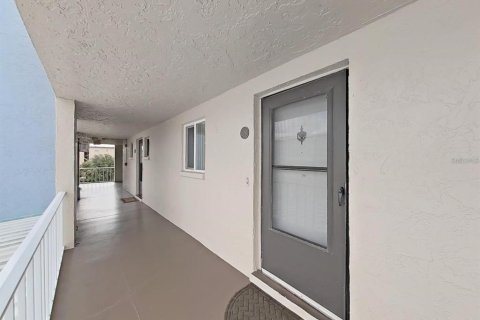 Condo à Largo, Floride, 2 chambres № 2134953