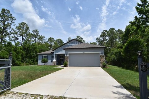 Villa ou maison à Weeki Wachee, Floride 3 chambres, 148.64 m2 № 2148063