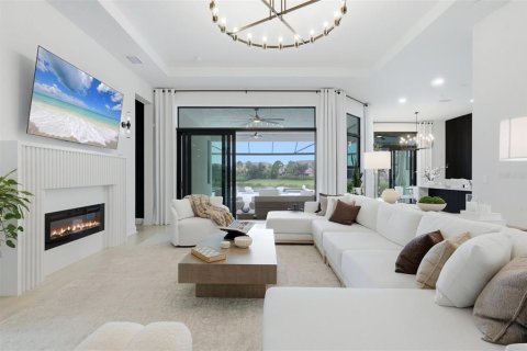 House in Sarasota, Florida 3 bedrooms, 256.87 sq.m. № 2402779 - photo 5