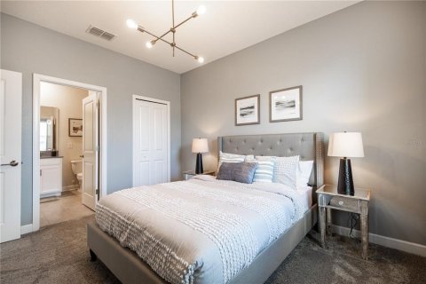 Casa en venta en Davenport, Florida, 7 dormitorios, 373.28 m2 № 2204337 - foto 20