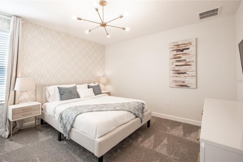Casa en venta en Davenport, Florida, 7 dormitorios, 373.28 m2 № 2204337 - foto 14