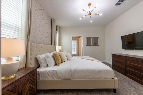Casa en venta en Davenport, Florida, 7 dormitorios, 373.28 m2 № 2204337 - foto 18