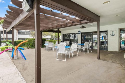 Condo in Clearwater, Florida, 2 bedrooms  № 1685285 - photo 24