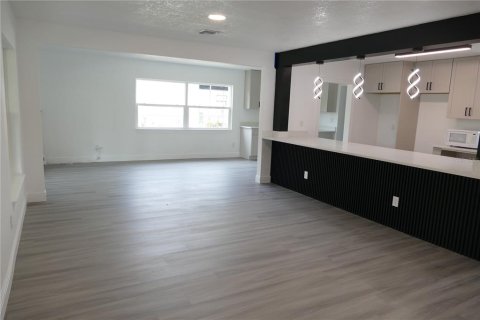 Villa ou maison à vendre à Orlando, Floride: 3 chambres, 182.74 m2 № 2098125 - photo 8