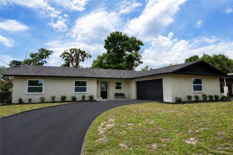 Villa ou maison à Orlando, Floride 3 chambres, 182.74 m2 № 2098125