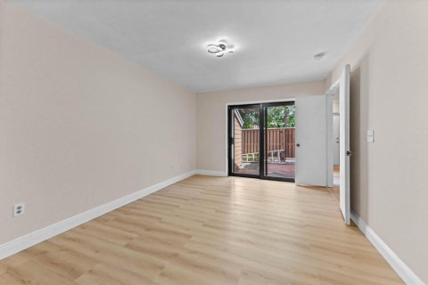 Touwnhouse à vendre à North Lauderdale, Floride: 2 chambres, 110.18 m2 № 2249291 - photo 18