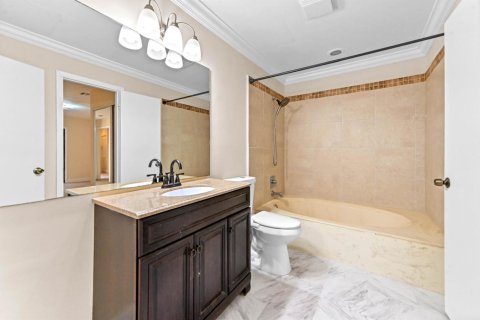 Touwnhouse à vendre à North Lauderdale, Floride: 2 chambres, 110.18 m2 № 2249291 - photo 13