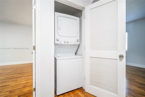 Appartement à louer à Miami Beach, Floride: 1 chambre, 60.39 m2 № 1967381 - photo 16