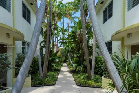 Appartement à louer à Miami Beach, Floride: 1 chambre, 60.39 m2 № 1967381 - photo 3