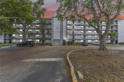Condo à Miramar, Floride, 2 chambres  № 2004157