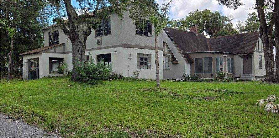 Casa en Inverness, Florida 4 dormitorios, 203.64 m2 № 1817876