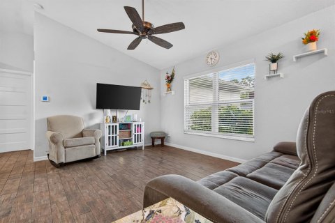 Villa ou maison à vendre à North Port, Floride: 3 chambres, 113.62 m2 № 2388542 - photo 8