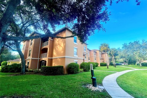 Copropriété à louer à Vero Beach, Floride: 2 chambres, 99.41 m2 № 1933167 - photo 2
