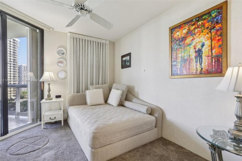 Condominio en venta en Aventura, Florida, 2 dormitorios, 139.35 m2 № 1938780 - foto 29