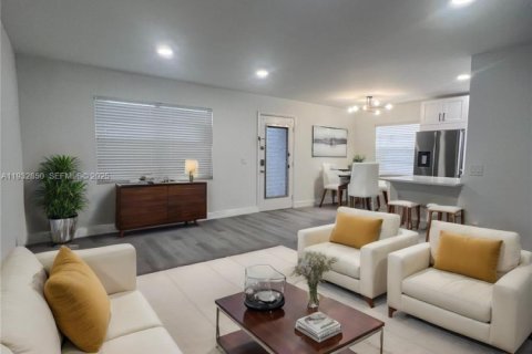 Condominio en venta en Delray Beach, Florida, 2 dormitorios, 84.26 m2 № 1991681 - foto 2