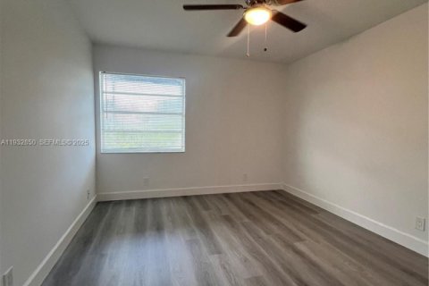 Condominio en venta en Delray Beach, Florida, 2 dormitorios, 84.26 m2 № 1991681 - foto 25