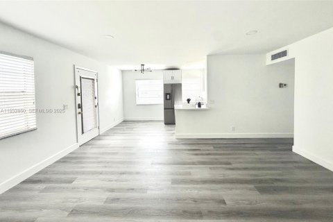 Condominio en venta en Delray Beach, Florida, 2 dormitorios, 84.26 m2 № 1991681 - foto 9