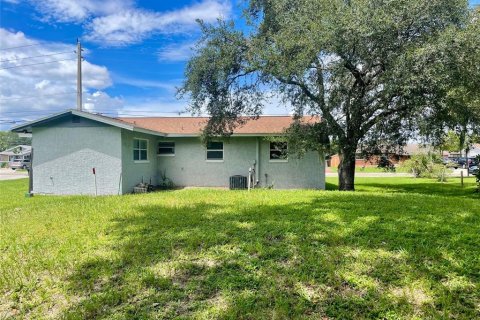 Casa en alquiler en Sanford, Florida, 4 dormitorios, 136.38 m2 № 1905745 - foto 20