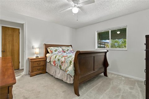 House in Crystal River, Florida 2 bedrooms, 137.87 sq.m. № 2391365 - photo 24