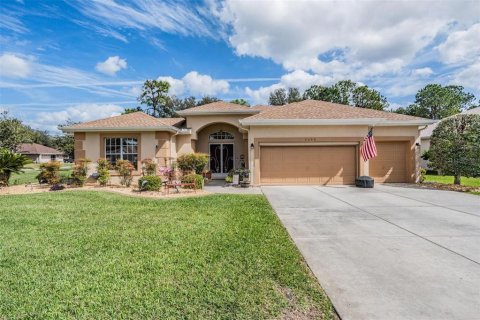 Casa en venta en Spring Hill, Florida, 4 dormitorios, 241.64 m2 № 1569224 - foto 1