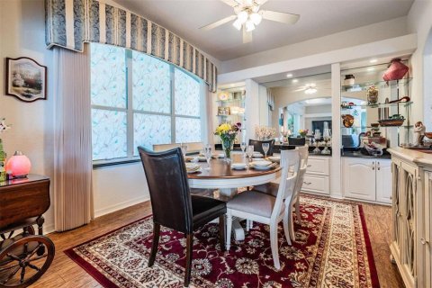 Casa en venta en Spring Hill, Florida, 4 dormitorios, 241.64 m2 № 1569224 - foto 21