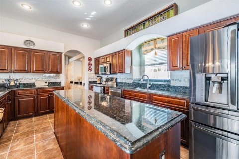 Casa en venta en Spring Hill, Florida, 4 dormitorios, 241.64 m2 № 1569224 - foto 18
