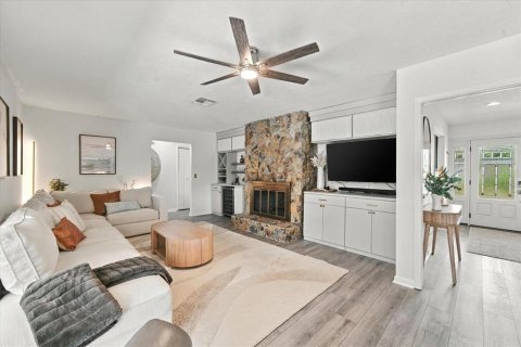 Купить виллу или дом в Тампа, Флорида 8 комнат, 200.85м2, № 2430661 - фото 16