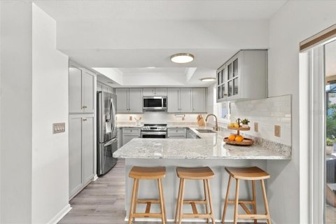 Купить виллу или дом в Тампа, Флорида 8 комнат, 200.85м2, № 2430661 - фото 13