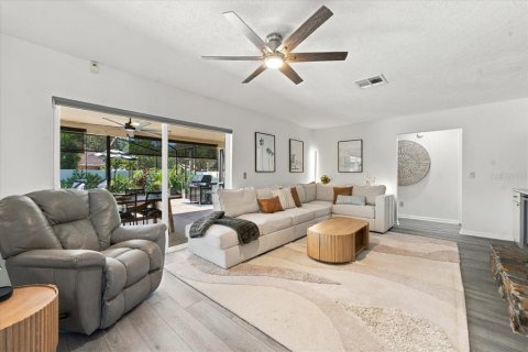 Купить виллу или дом в Тампа, Флорида 8 комнат, 200.85м2, № 2430661 - фото 15