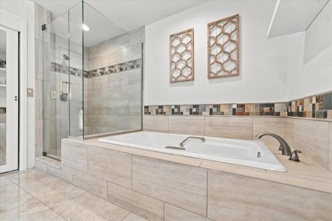 Купить виллу или дом в Тампа, Флорида 8 комнат, 200.85м2, № 2430661 - фото 30