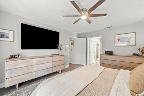 Купить виллу или дом в Тампа, Флорида 8 комнат, 200.85м2, № 2430661 - фото 26