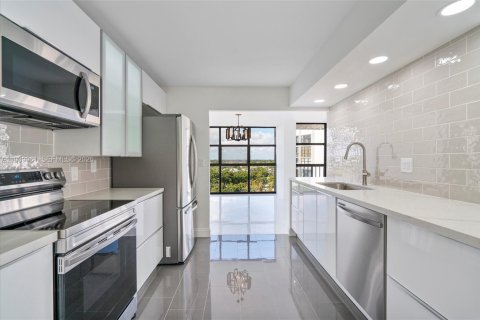 Copropriété à vendre à Hallandale Beach, Floride: 2 chambres, 132.85 m2 № 1997125 - photo 5