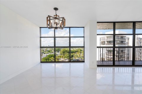 Copropriété à vendre à Hallandale Beach, Floride: 2 chambres, 132.85 m2 № 1997125 - photo 11