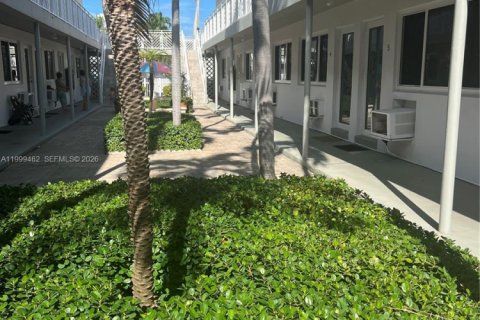 Condominio en alquiler en Miami Beach, Florida, 39.02 m2 № 2064249 - foto 18