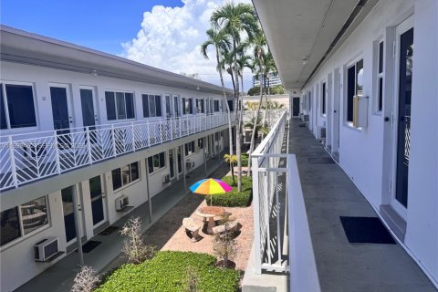 Condominio en alquiler en Miami Beach, Florida, 39.02 m2 № 2064249 - foto 15