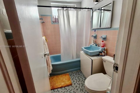 Condominio en alquiler en Miami Beach, Florida, 39.02 m2 № 2064249 - foto 7