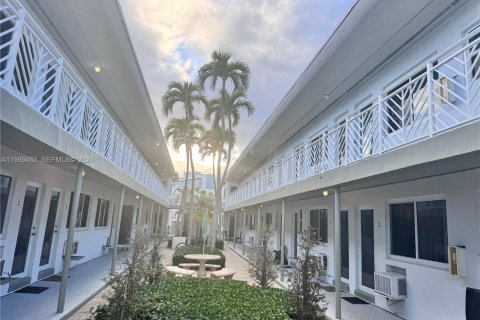 Condominio en alquiler en Miami Beach, Florida, 39.02 m2 № 2064249 - foto 3