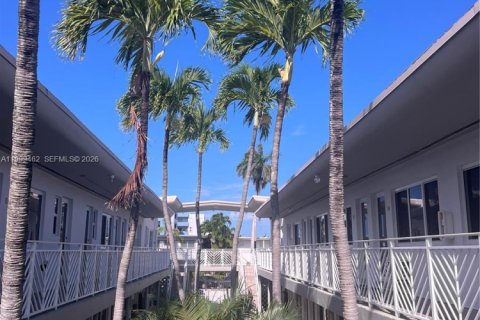 Condominio en alquiler en Miami Beach, Florida, 39.02 m2 № 2064249 - foto 19