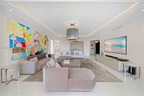 Купить кондоминиум в Майами-Бич, Флорида 4 спальни, 342.81м2, № 2007753 - фото 19
