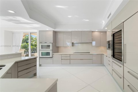 Купить кондоминиум в Майами-Бич, Флорида 4 спальни, 342.81м2, № 2007753 - фото 22