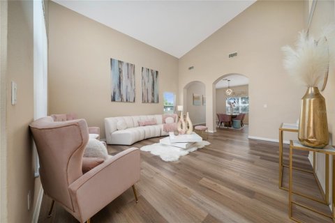 Villa ou maison à vendre à Kissimmee, Floride: 5 chambres, 259.57 m2 № 1732338 - photo 5