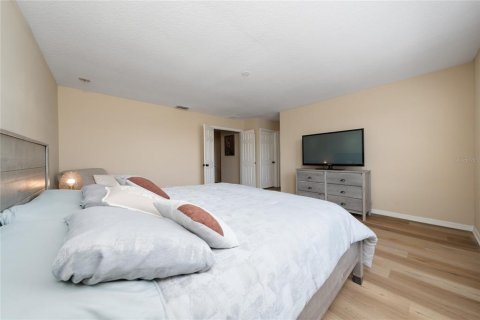 Villa ou maison à vendre à Kissimmee, Floride: 5 chambres, 259.57 m2 № 1732338 - photo 29
