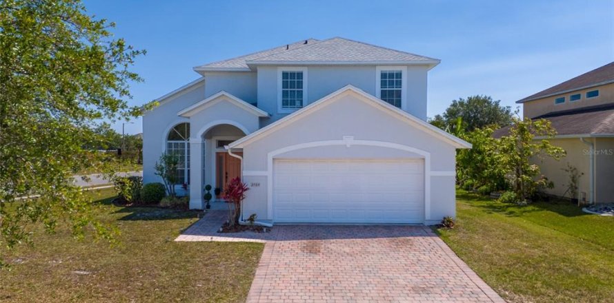 Villa ou maison à Kissimmee, Floride 5 chambres, 259.57 m2 № 1732338