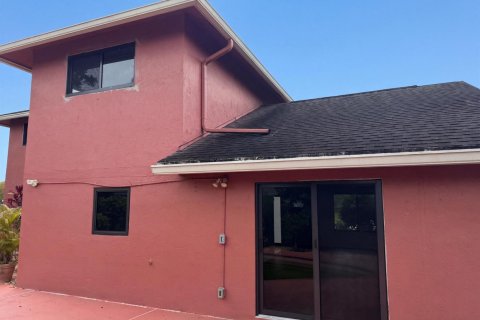 House in Royal Palm Beach, Florida 3 bedrooms, 150.69 sq.m. № 2191966 - photo 14